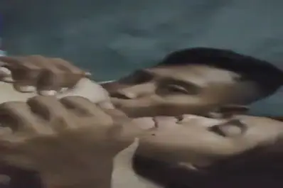 Remas Gelang Kuning Cewek Indo Basah Viral